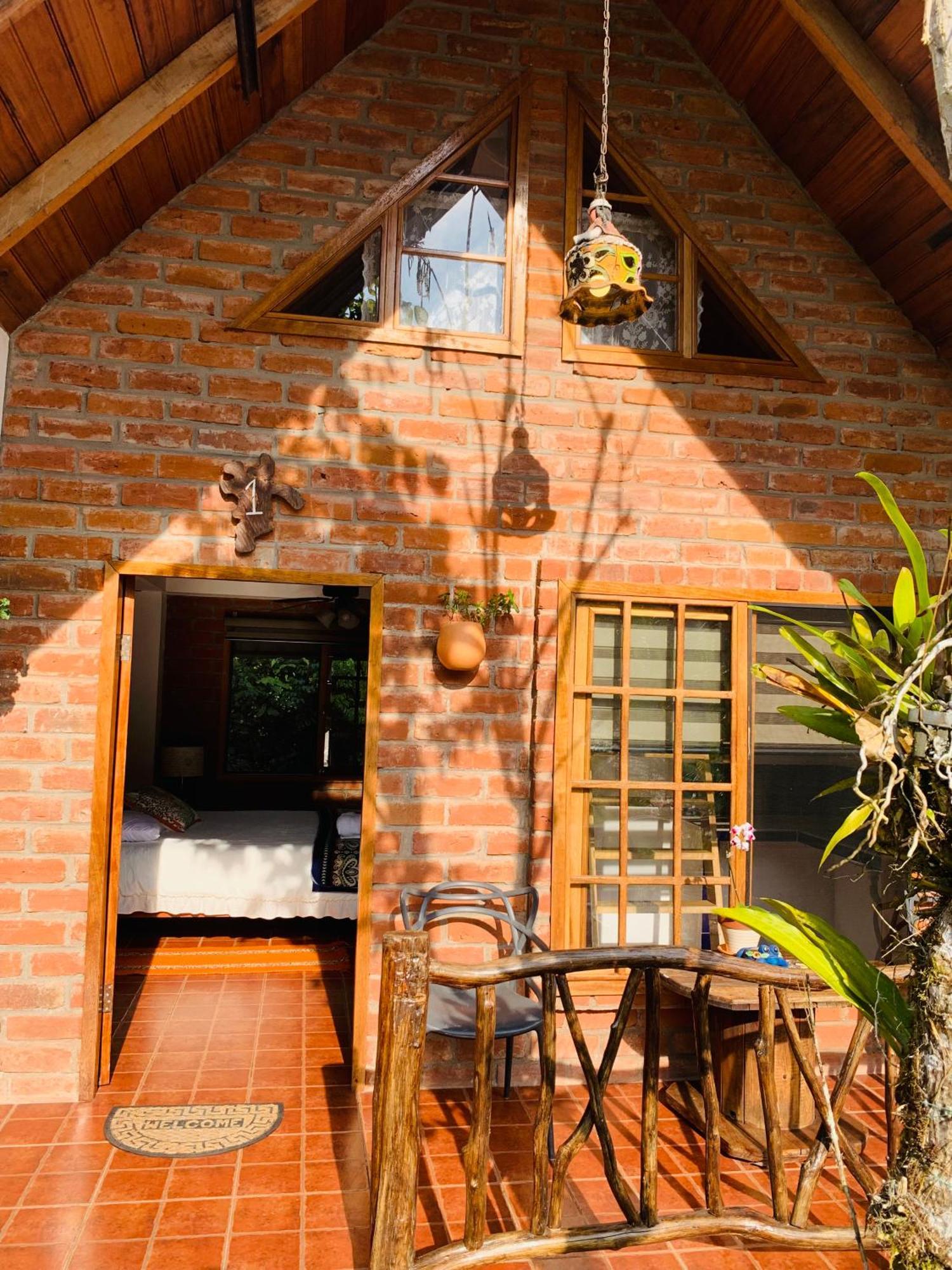 La Casa Del Rio B&B Puyo Ngoại thất bức ảnh