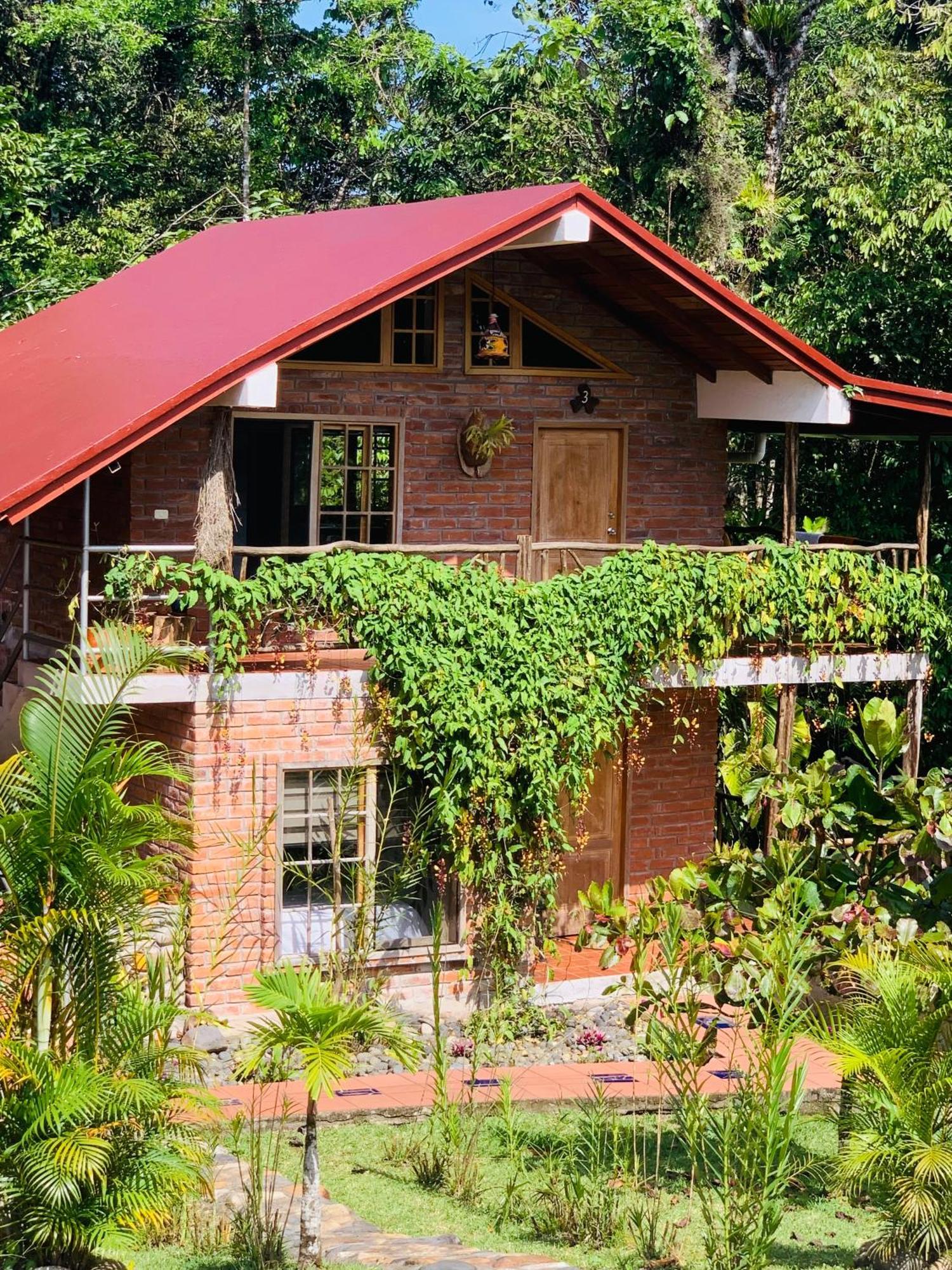 La Casa Del Rio B&B Puyo Ngoại thất bức ảnh