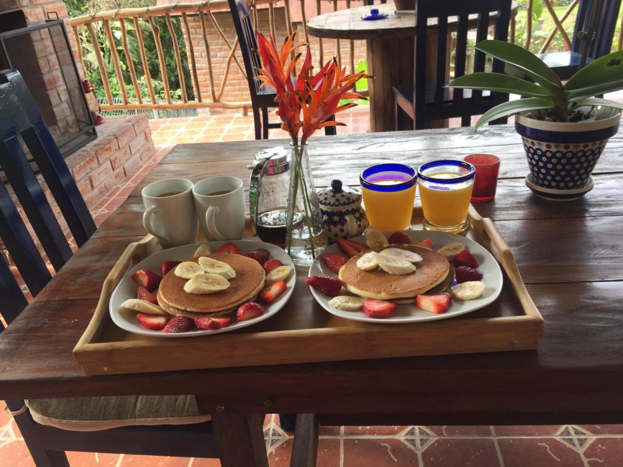 La Casa Del Rio B&B Puyo Ngoại thất bức ảnh